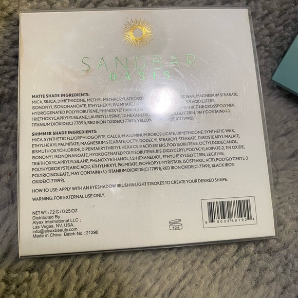 NEW Makeup Set - Picture 3 of 6